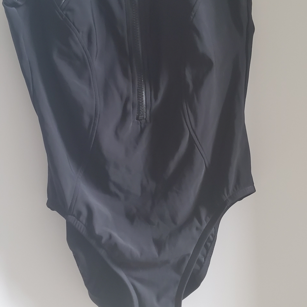 1 piece Swimsuit